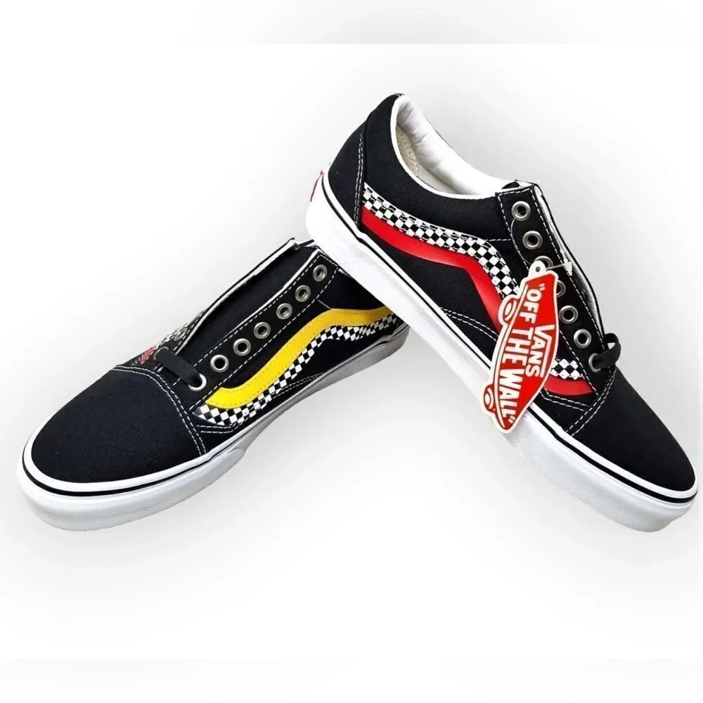 Vans Old School Waze Unisex Lace up Sneakers(Size 9 men’s,10.5 Women’s)